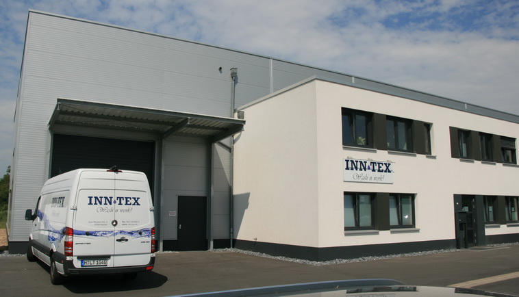 Die INN-TEX Industriewäscherei in Seelze bei Hannover. Hier findet die Reinigung von Arbeitsbekleidung auf höchstem Niveau statt. (Foto Daniela Kamp-Beutgen)